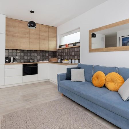 Solvo Apartment With Balcony & Parking Gdansk Przymorze By Noclegi Renters Kültér fotó